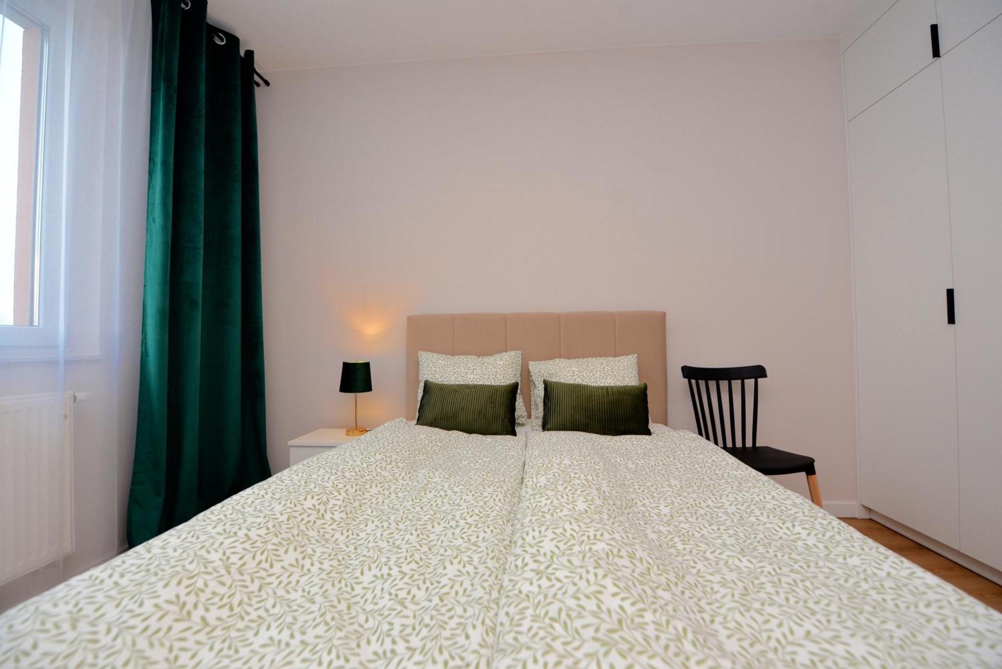 Superapart Prymasa 1000-lecia 6a, Hidden Gem - Ideal For Relaxation & Escapes *