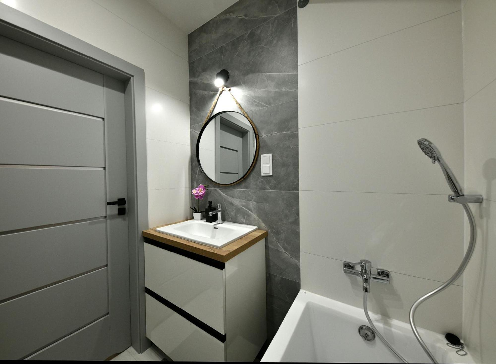 Apartment Superapart Prymasa 1000-lecia 6a, Hidden Gem - Ideal For Relaxation & Escapes