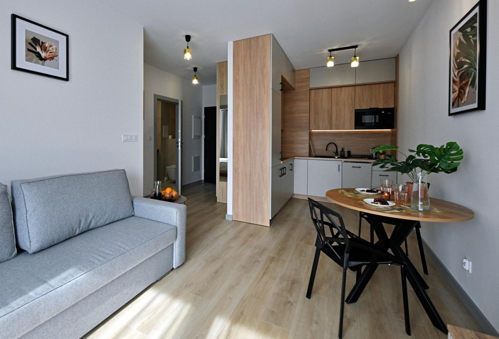 Superapart Prymasa 1000-lecia 6a, Hidden Gem - Ideal For Relaxation & Escapes *